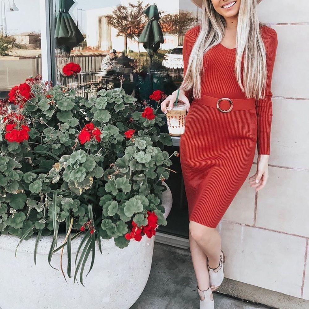 ✨Women’s Red Knit Dress✨